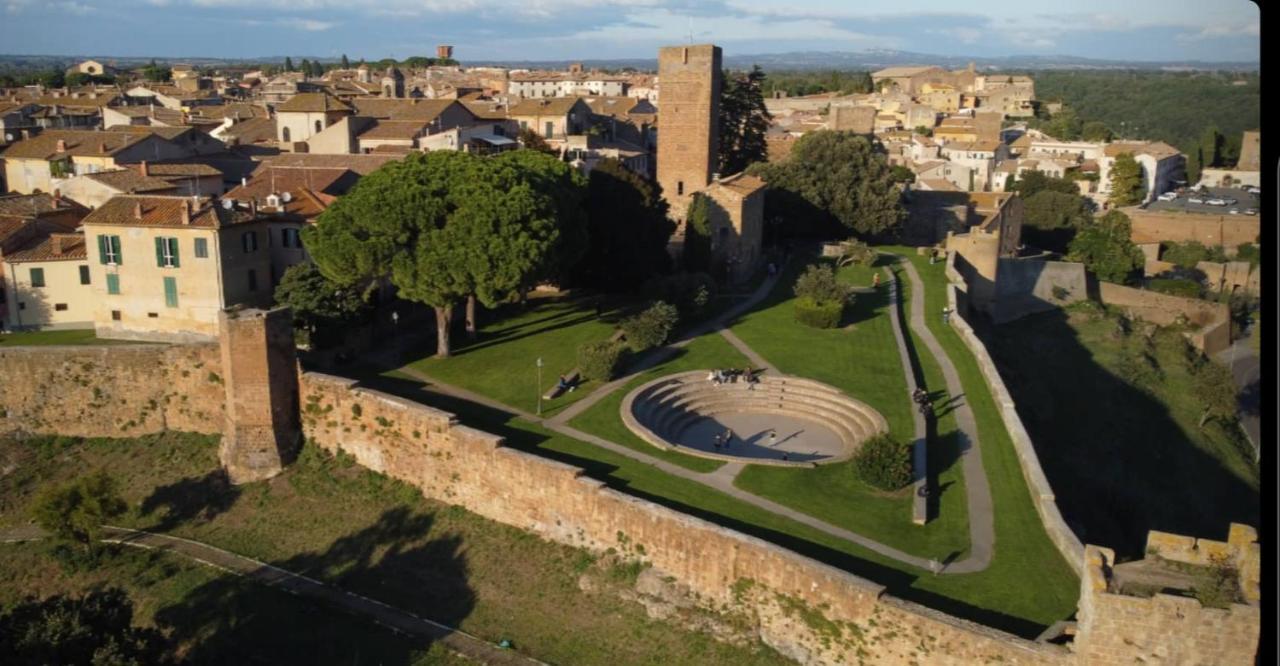 Piazza Duomo Otel Tuscania Dış mekan fotoğraf